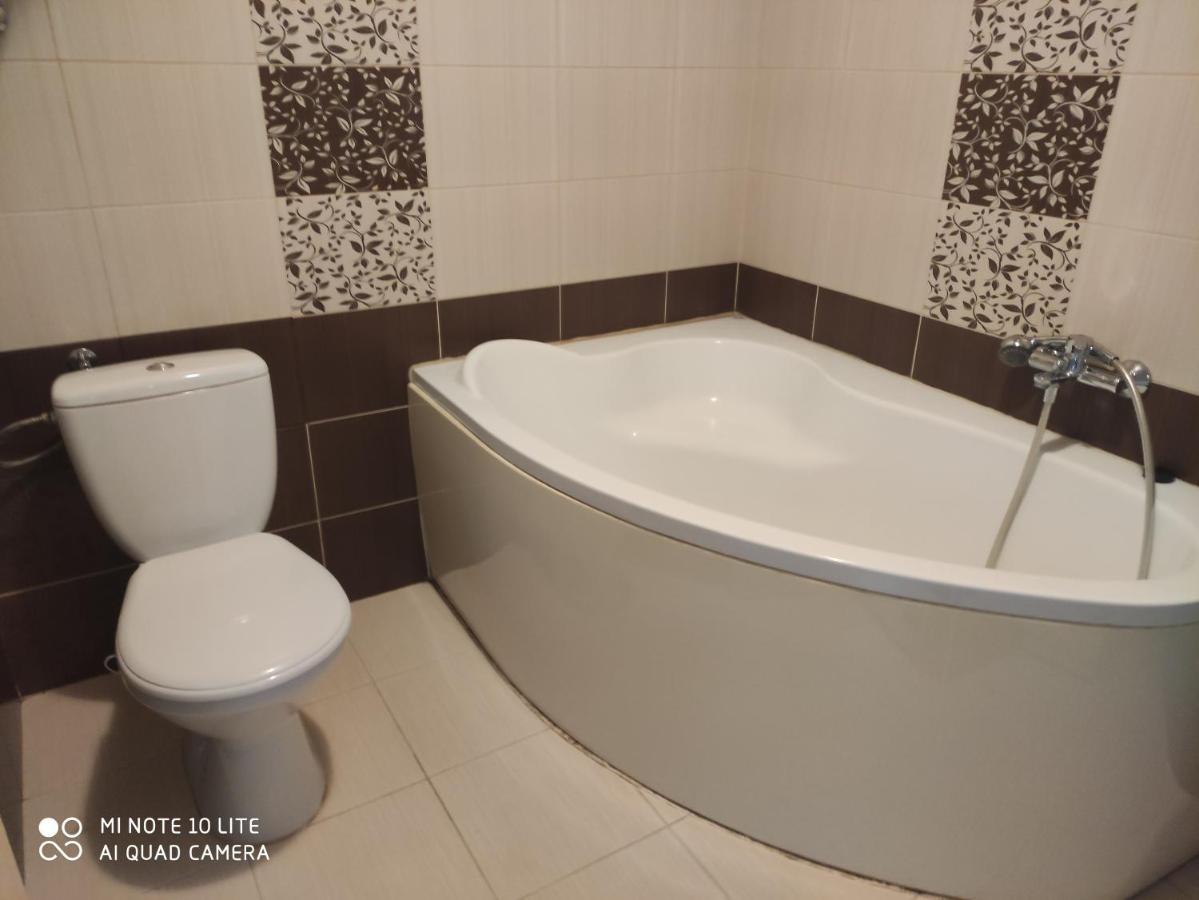 Apartman Lucky 5 Izbovy Rodinny Dom מראה חיצוני תמונה